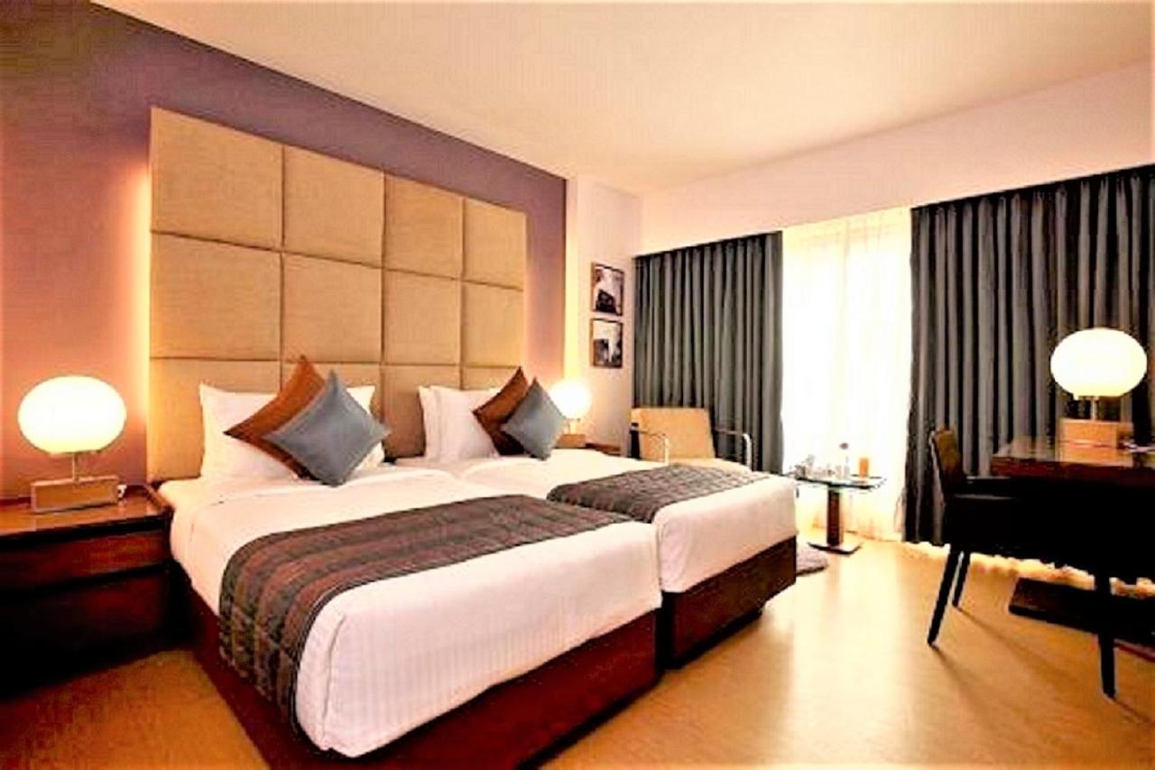 Yogi Executive, Navi Mumbai Hotel Exterior photo