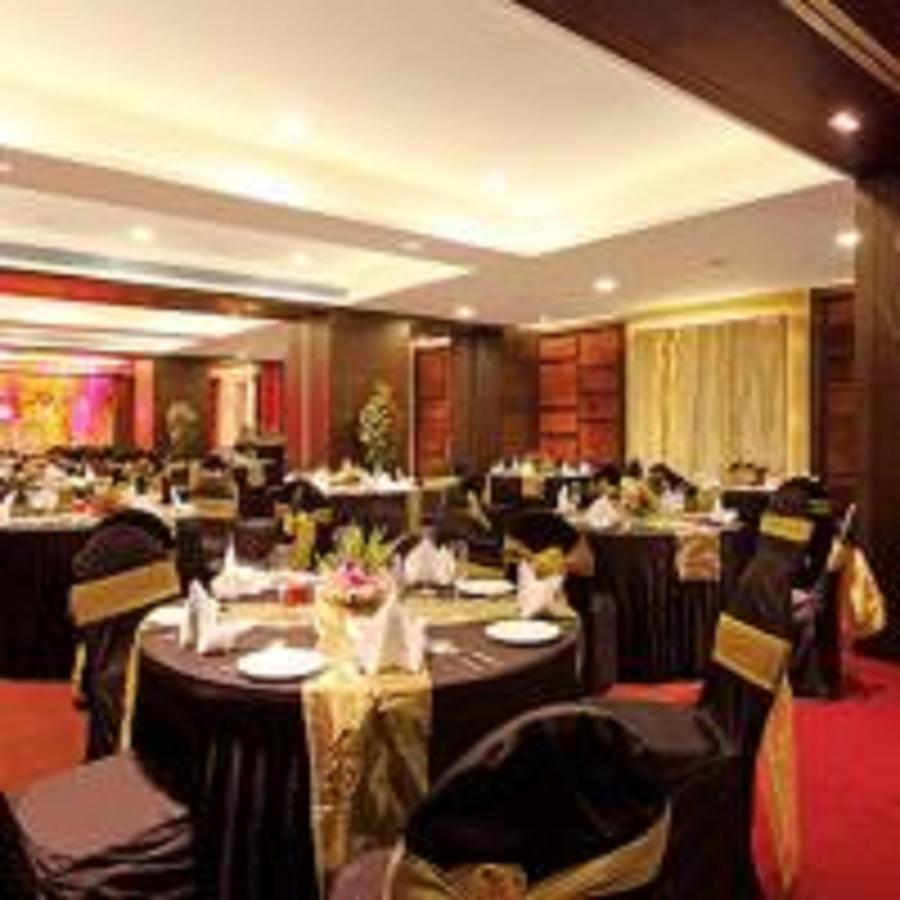 Yogi Executive, Navi Mumbai Hotel Exterior photo