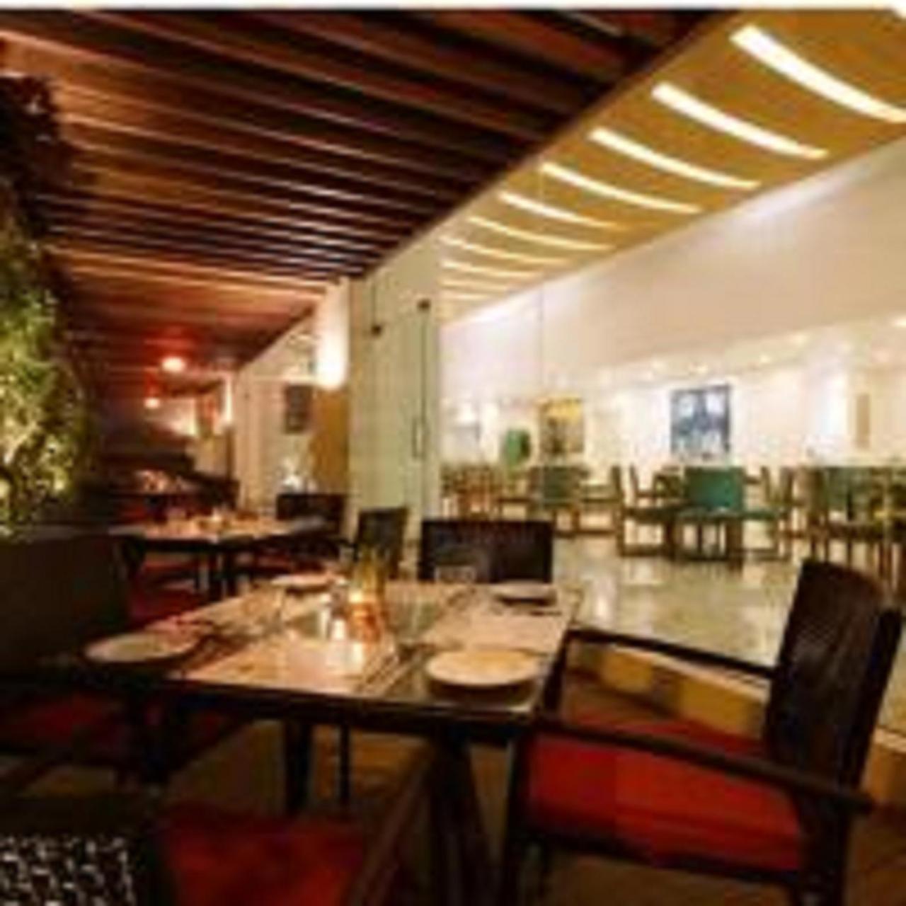 Yogi Executive, Navi Mumbai Hotel Exterior photo